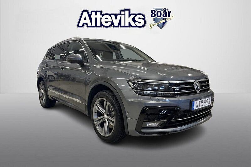 Grå Begagnad 2018 VW Tiguan Allspace R-line SUV | 329 900 kr (Lite dyr) - Bild 1/4