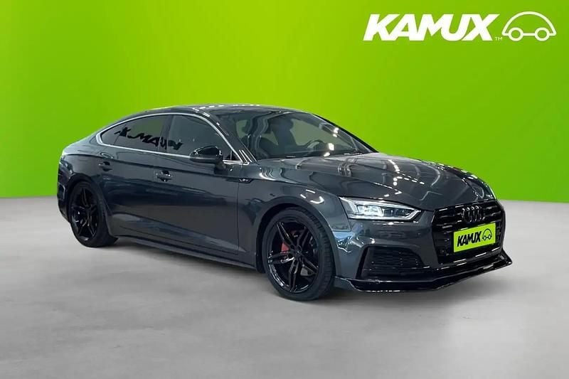 Grå Begagnad 2017 Audi A5 S-Line Sportkupé | 238 800 kr (Superpris) - Bild 1/4