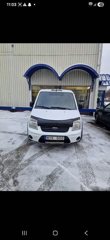 Begagnad Ford Transit Connect 90 HK (66 kW) 2013 Vit Minibuss