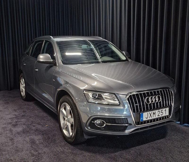 Grå Begagnad 2015 Audi Q5 Design SUV | 165 000 kr (Marknadspris) - Bild 1/4