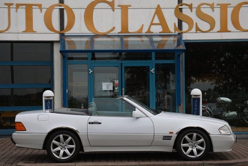 Vit Begagnad 1991 Mercedes SL300 Cab | 185 000 kr - Bild 1/4