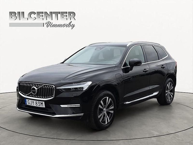 Begagnad Volvo XC60 Core 350 HK (257 kW) 2023 Svart SUV