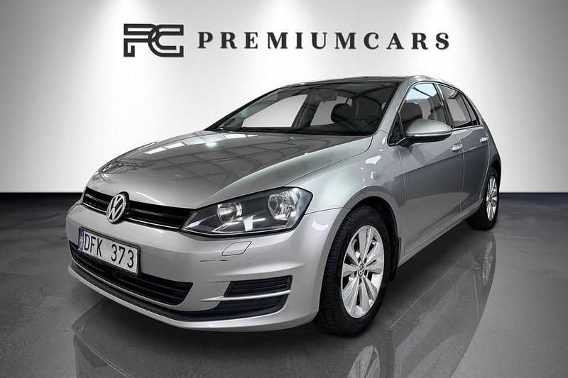 Begagnad VW Golf VII 105 HK (77 kW) 2013 Silver Halvkombi