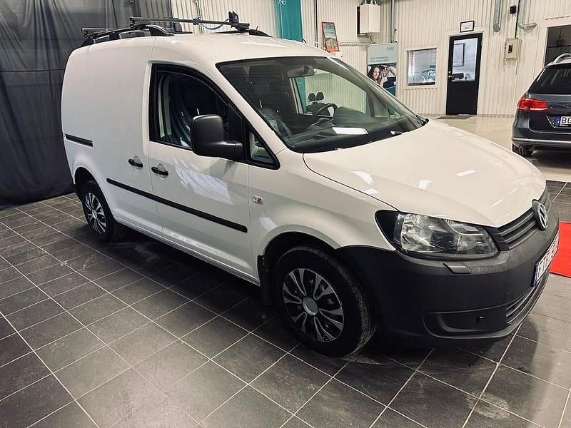 Begagnad VW Caddy 111 HK (81 kW) 2012 Vit Minibuss