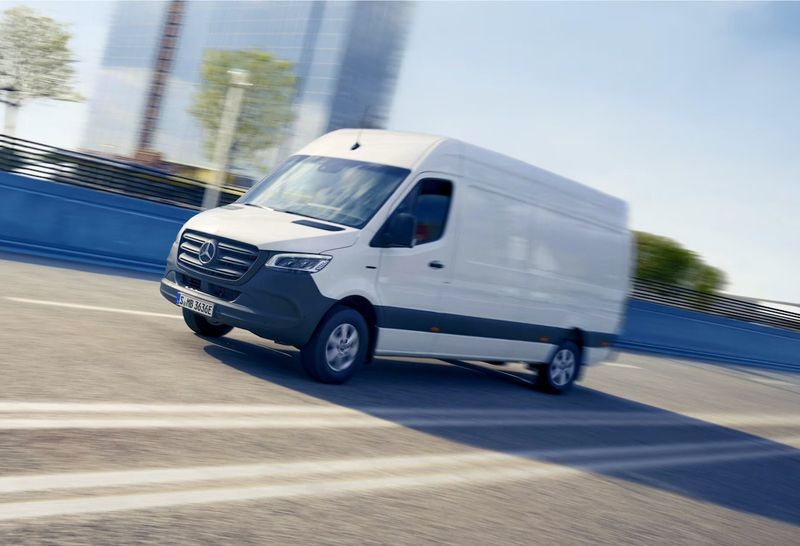 Begagnad Mercedes E-Sprinter 2024 Van