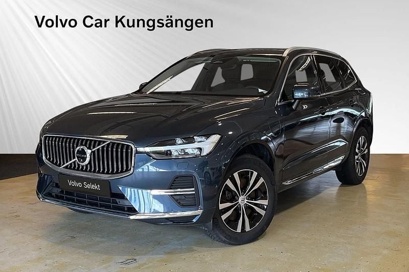 Blå Begagnad 2023 Volvo XC60 Core SUV | 459 900 kr (Bra pris) - Bild 1/3