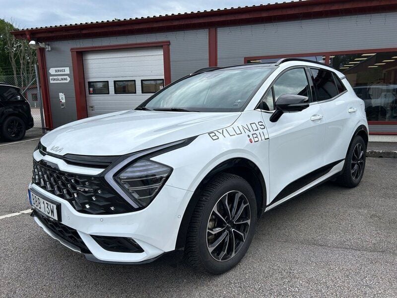 Vit Begagnad 2024 Kia Sportage GT-Line SUV | 479 000 kr (Lite dyr) - Bild 1/1