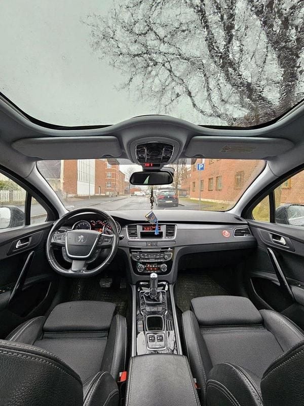 Grå Begagnad 2011 Peugeot 508 Kombi | 52 000 kr (Lite dyr) - Bild 1/4