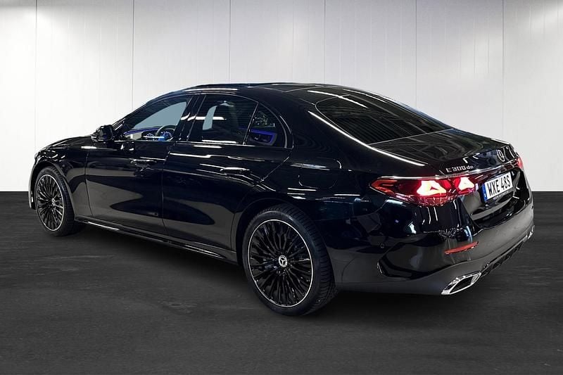 Begagnad Mercedes E300 AMG line 313 HK (230 kW) 2025 Svart Sedan