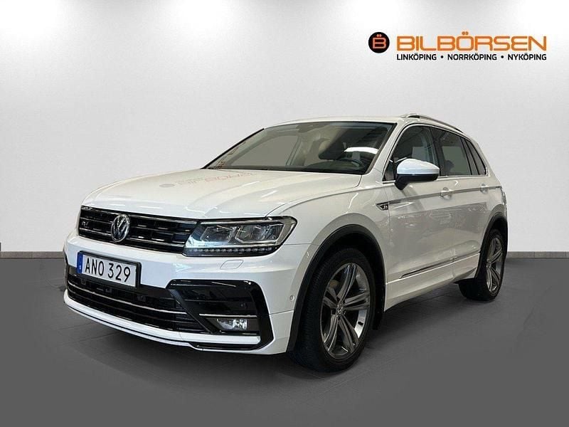 Vit Begagnad 2018 VW Tiguan R-line SUV | 249 900 kr (Dyr) - Bild 1/4