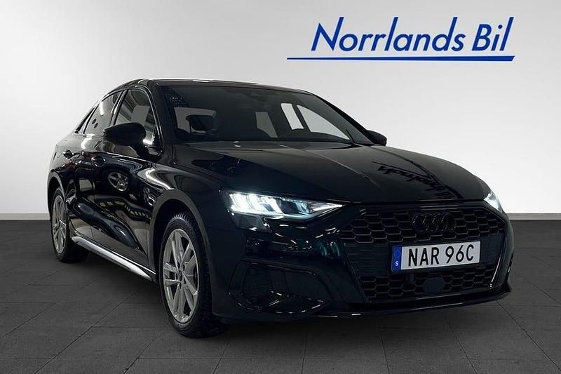 Begagnad Audi A3 Advanced Plus 150 HK (110 kW) 2024 Brilliantsvart Sedan
