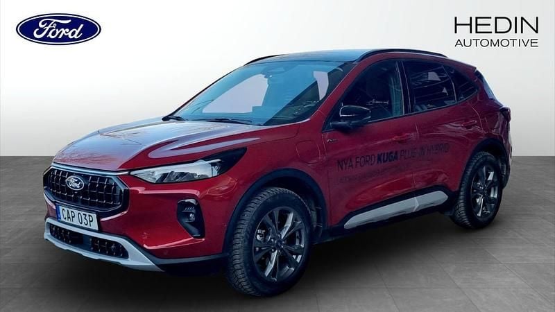 Röd (red) Begagnad 2024 Ford Kuga Business Edition SUV | 429 900 kr - Bild 1/4