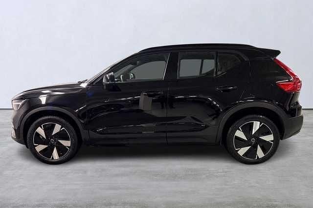 Begagnad Volvo XC40 Single Motor Extended Range 188 kW (256 HK) 2024 Svart SUV