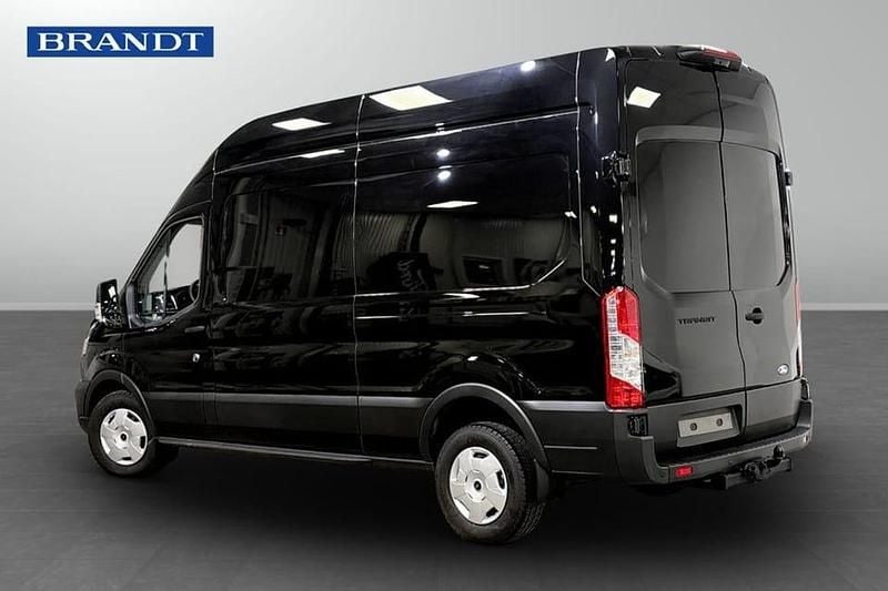 Begagnad Ford Transit Trend 172 HK (126 kW) 2024 Svart Van