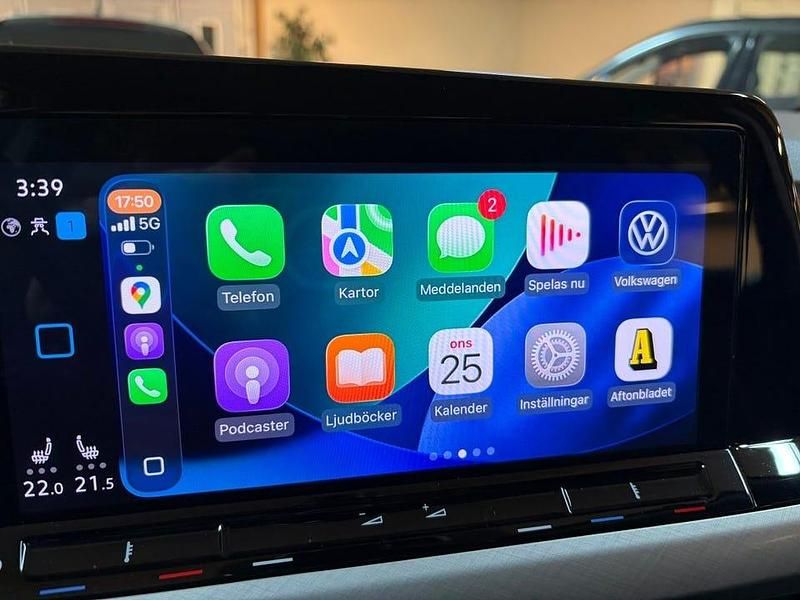 Begagnad VW Golf VIII 150 HK (110 kW) 2023 Vit Kombi