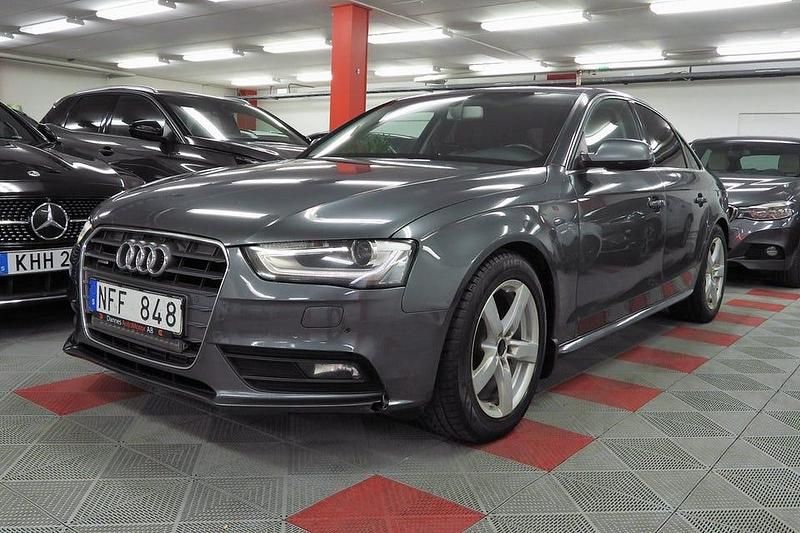 Grå Begagnad 2012 Audi A4 Proline Sedan | 99 500 kr (Lite dyr) - Bild 1/4