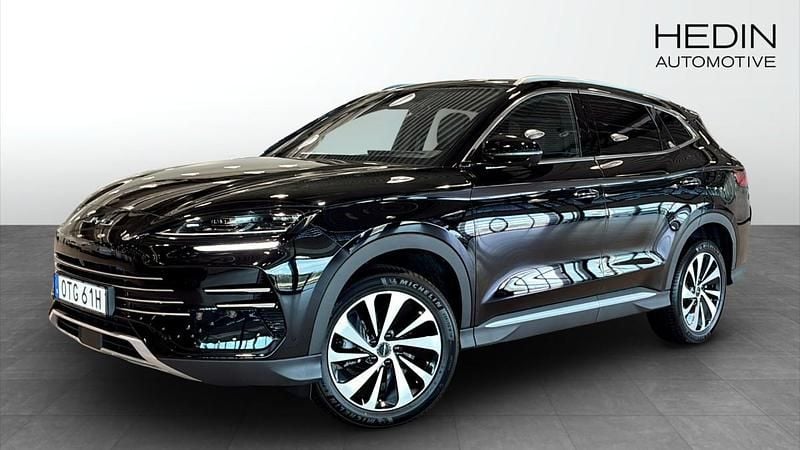 Svart (black) Ny 2025 BYD Seal U Design SUV | 542 400 kr - Bild 1/4