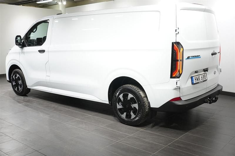 Ny Ford E-Transit 2026 Vit Van