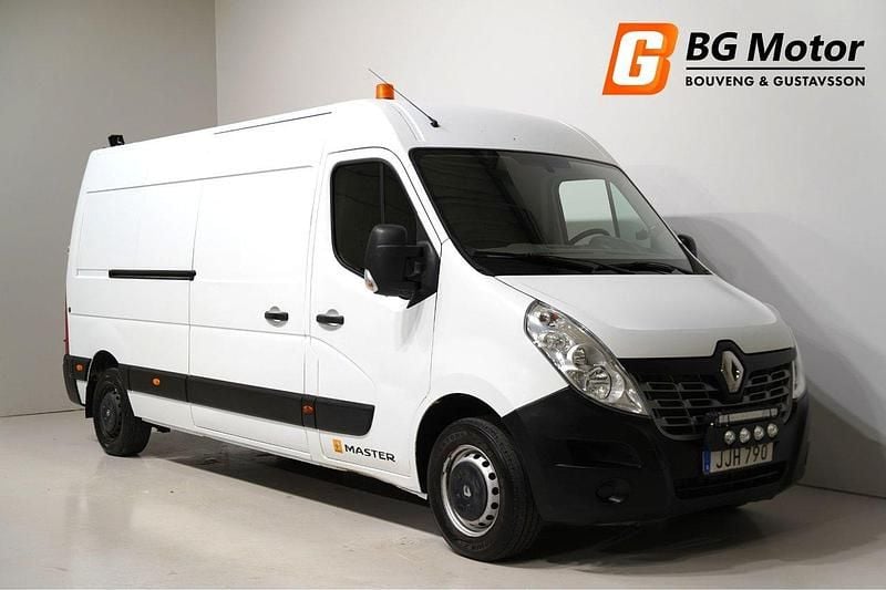 Vit Begagnad 2015 Renault Master Van | 129 900 kr (Marknadspris) - Bild 1/4