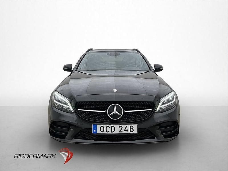 Begagnad Mercedes C300 2021 Svart