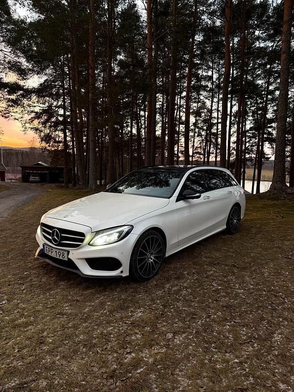 Begagnad 2015 Mercedes C250 Kombi | 209 990 kr - Bild 1/4