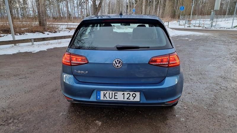 Begagnad VW e-Golf 84 kW (115 HK) 2015 Halvkombi