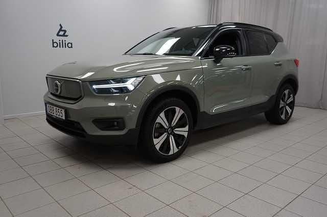 Grön Begagnad 2022 Volvo XC40 Plus SUV | 349 900 kr - Bild 1/3