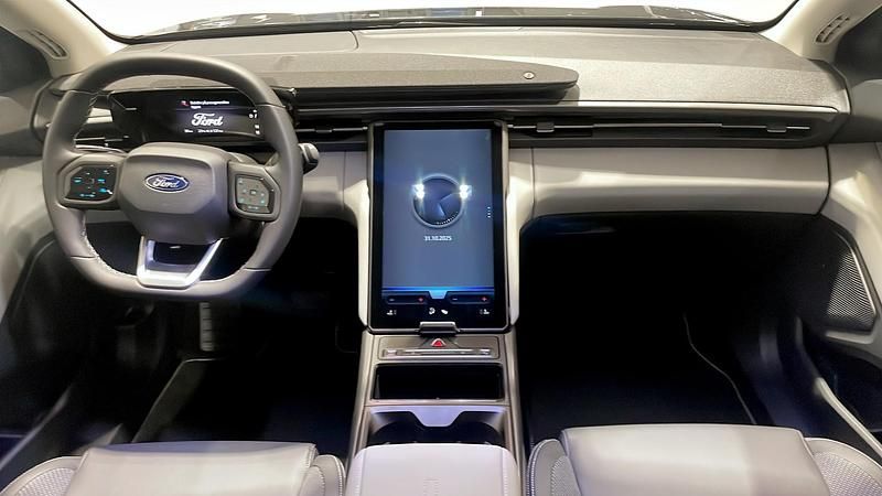 Begagnad Ford Explorer Business Edition 210 kW (286 HK) 2025 Grå (grey) SUV