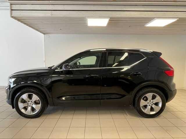Begagnad Volvo XC40 Inscription 210 HK (154 kW) 2021 Svart SUV