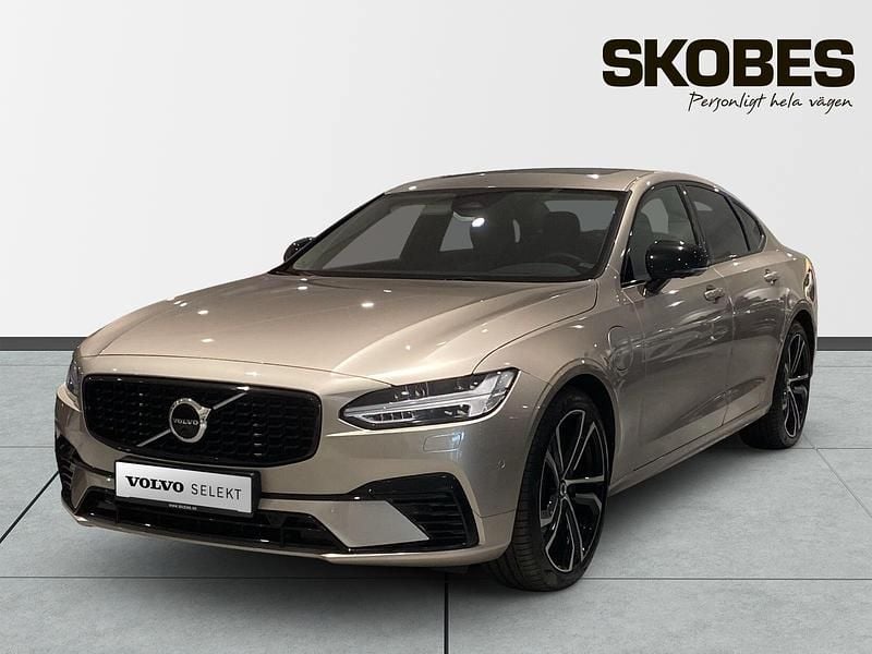Begagnad Volvo S90 Ultimate 462 HK (339 kW) 2023 Ljusgrå (grå) Sedan