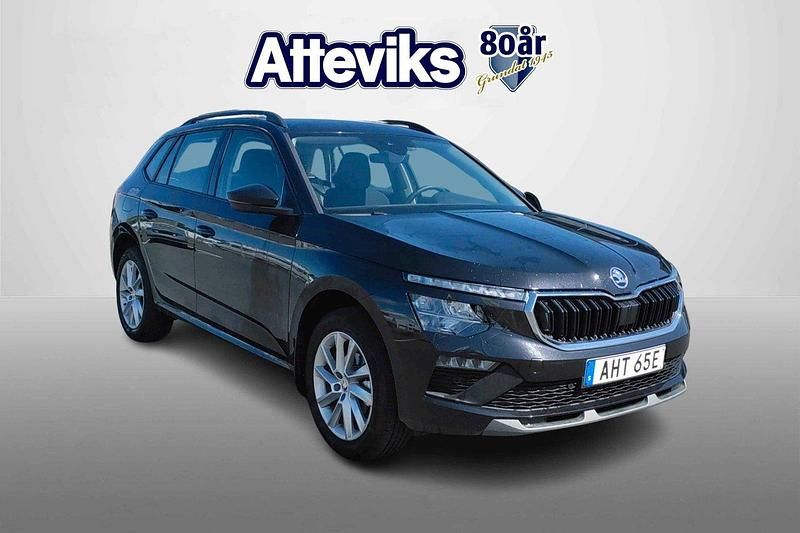 Svart Ny 2024 Skoda Kamiq Selection SUV | 238 900 kr (Marknadspris) - Bild 1/4