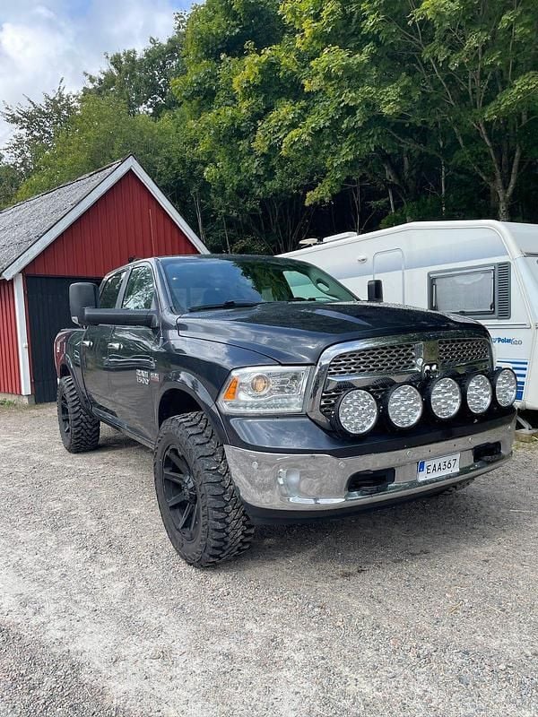 Begagnad 2014 RAM 1500 Pickup | 269 000 kr (Marknadspris) - Bild 1/4