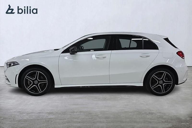 Begagnad Mercedes A250 220 HK (161 kW) 2023 Vit