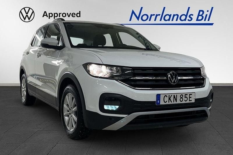 Vit (pure white) Begagnad 2022 VW T-Cross Life SUV | 179 900 kr (Marknadspris) - Bild 1/4