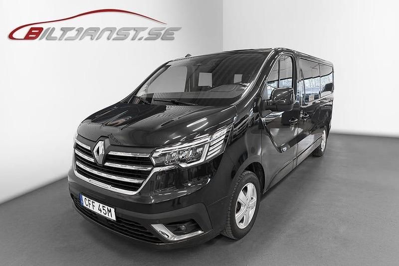 Svart Begagnad 2021 Renault Trafic Minibuss | 369 900 kr (Lite dyr) - Bild 1/4