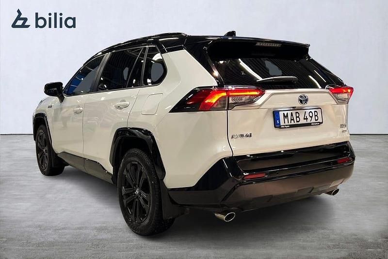 Begagnad Toyota RAV4 Style 310 HK (228 kW) 2023 Vit SUV