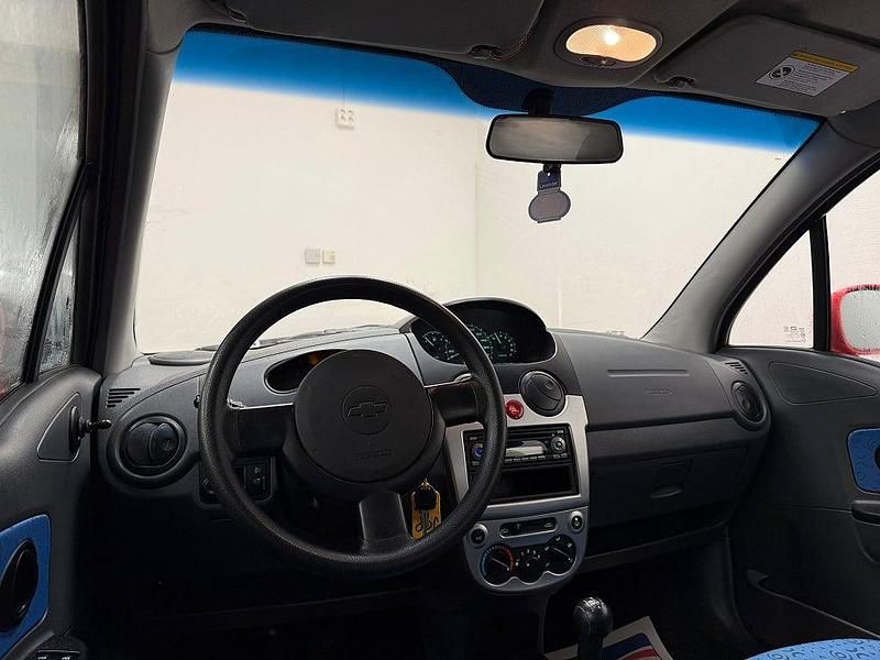 Begagnad Chevrolet Matiz 52 HK (38 kW) 2008 Röd Halvkombi