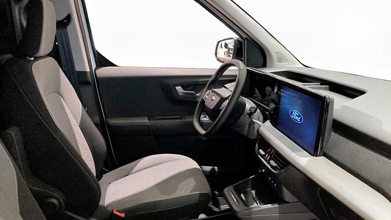 Ny Ford E-Transit 2026 Vit Van