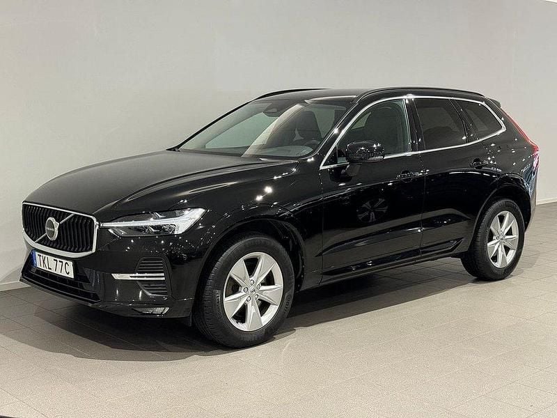 Svart Begagnad 2022 Volvo XC60 Core SUV | 399 500 kr (Bra pris) - Bild 1/3