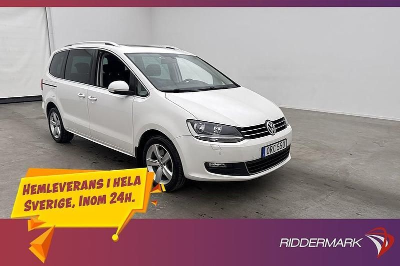 Vit Begagnad 2014 VW Sharan Minibuss | 129 800 kr (Marknadspris) - Bild 1/3