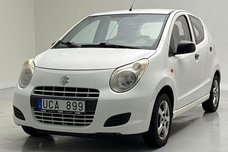 Begagnad Suzuki Alto 68 HK (50 kW) 2010 Vit Halvkombi