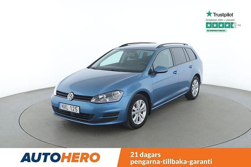 Blå Begagnad 2015 VW Golf VII Kombi | 118 000 kr (Marknadspris) - Bild 1/4