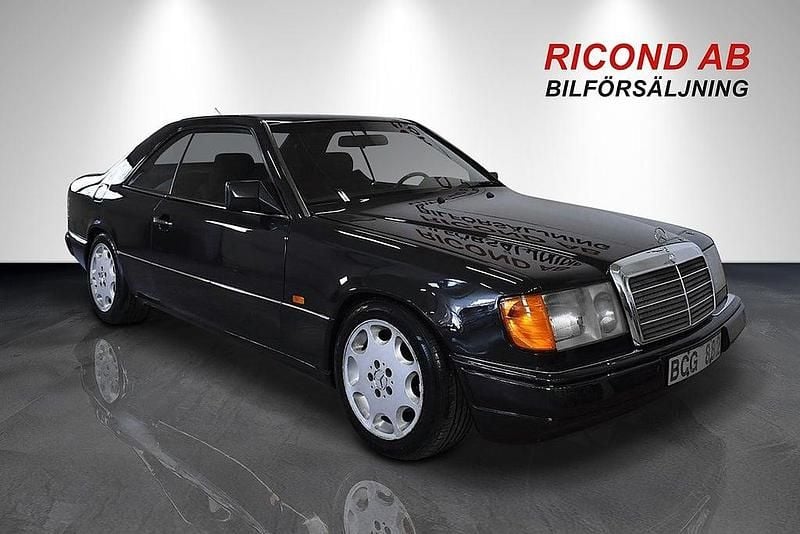 Begagnad Mercedes 230 132 HK (97 kW) 1992 Mörkgrå Sportkupé