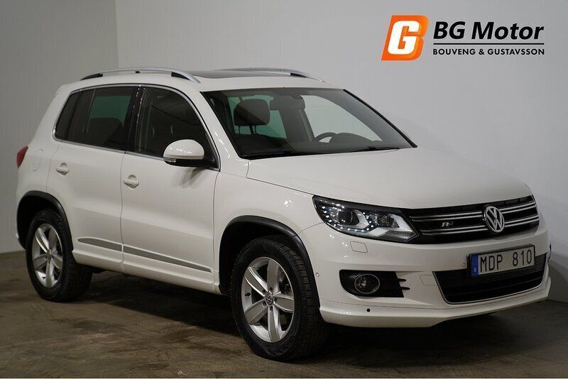 Vit Begagnad 2012 VW Tiguan R-line SUV | 129 900 kr (Marknadspris) - Bild 1/4