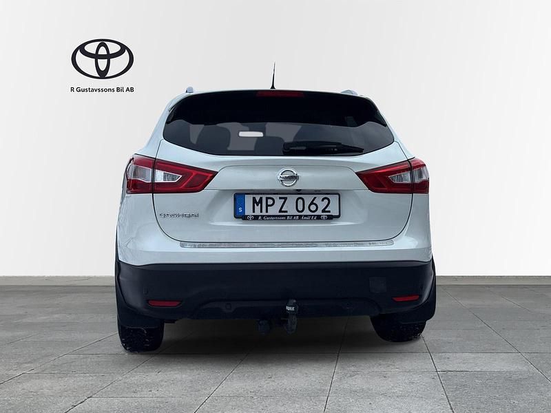 Begagnad Nissan Qashqai 2015 Vit SUV