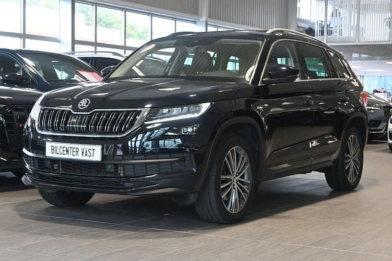 Svart Begagnad 2021 Skoda Kodiaq Business Line SUV | 379 000 kr (Lite dyr) - Bild 1/4