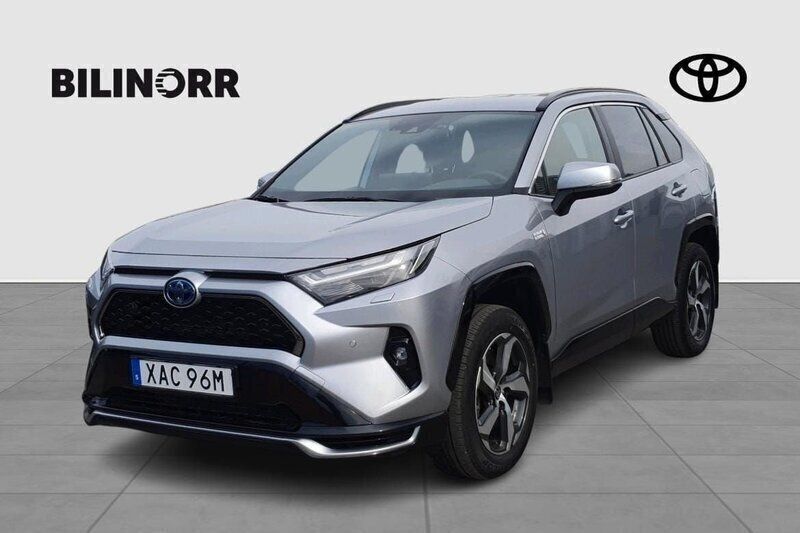 Silver Begagnad 2023 Toyota RAV4 Hybrid Edition SUV | 489 900 kr (Marknadspris) - Bild 1/4