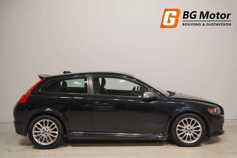 Begagnad Volvo C30 220 HK (161 kW) 2007 Svart Halvkombi