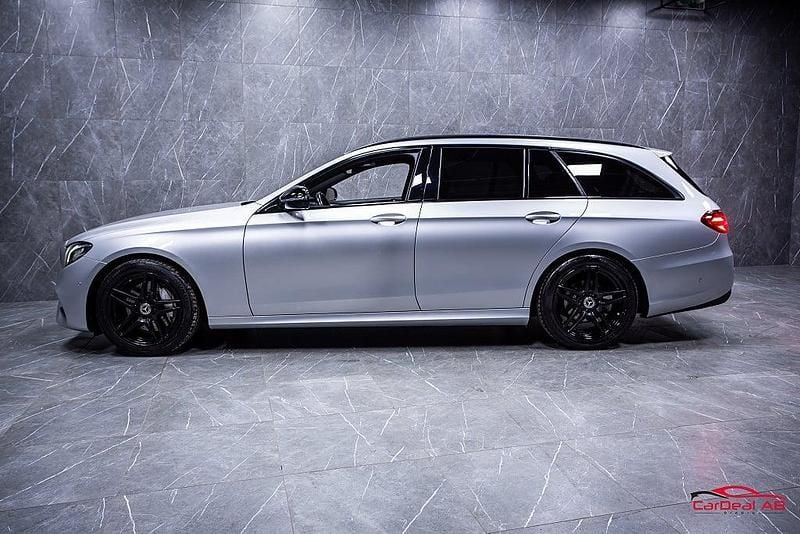 Begagnad Mercedes E220 AMG line 194 HK (142 kW) 2016 Silver Kombi
