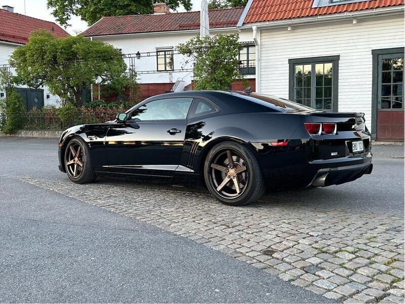 Svart Begagnad 2010 Chevrolet Camaro SS Sportkupé | 325 000 kr - Bild 1/4